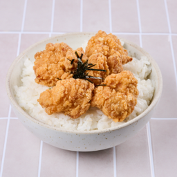 .ชุดข้าวหน้าไก่คาราเกะ ซอสหวาน ไข่ออนเซ็น.