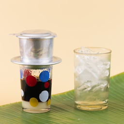 Ca Phe Sua Da / กาแฟนมเวียดนาม เย็น
