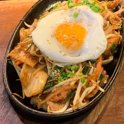 Buta Kimuchi