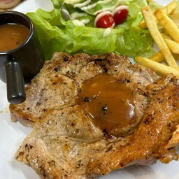 สเต็กสันคอพริกไทยดำ