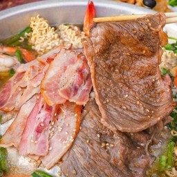 สองสามชั้นหมูกระทะ