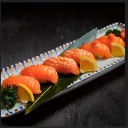 503..Salmon Sushi Set 6 pcs