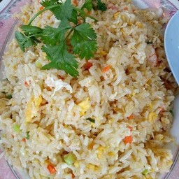 ข้าวผัดทะเล (ใหญ่)