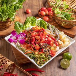ตำให้ดีที่สุด, Salmon-shrim Somtam with rice noodle, 最佳口感青木瓜沙拉