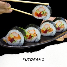 Su113 ฟูโตะมากิ Futomaki