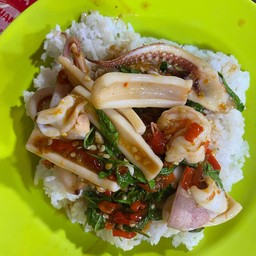 ข้าวกระเพราทะเล