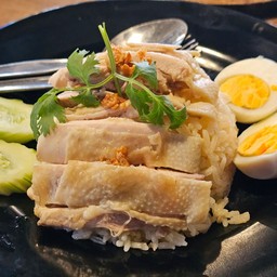ข้าวมันไก่ต้ม