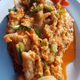 ทะเลผัดผงกะหรี่