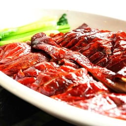 W เป็ดย่างฮ่องกง 1 ตัว