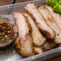 กุ๊กเด่น-คอหมูย่างเมาควัน