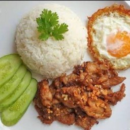 ข้าวหมูทอด