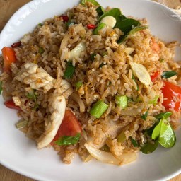 ข้าวผัดต้มยำ