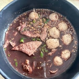ร้านอิ่มอร่อย by ต้นหว่า