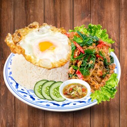 ข้าวกะเพราวุ้นเส้นหมูสับ+ไข่ดาว