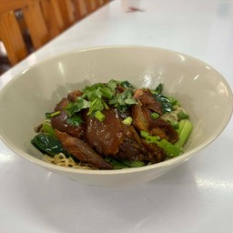 บะหมี่ขาหมูน้ำขลุกขลิก