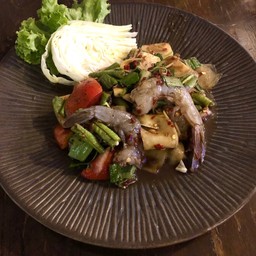 ยำกุ้งสด
