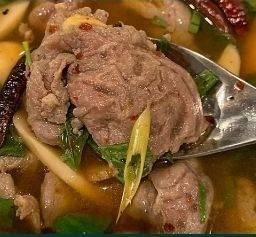 ต้มแซ่บเนื้อน่องลาย