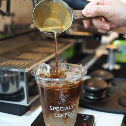 HomCafeCoffee กาแฟร้านต้นไม้