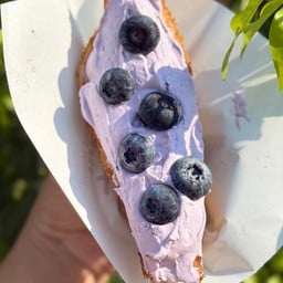 แซนโดะ ไส้ครีมบลูเบอรี่ & บลูเบอรี่