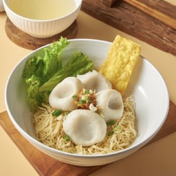 -ก๋วยเตี๋ยวลูกชิ้นปลาล้วน