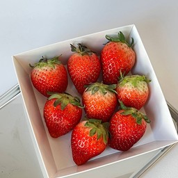 strawberry (สตอเบอรี่เกาหลี)