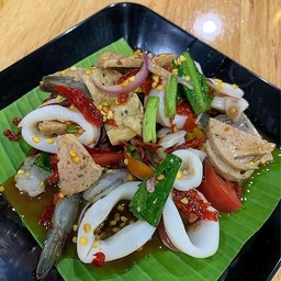 ยำหมูยอทะเล
