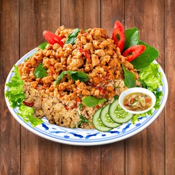 ข้าวคลุกกะเพราหมูสับ
