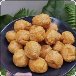 ลูกชิ้นป้าปี๋ทอด