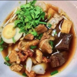 เกาเหลาไม่เครื่องในလောင်မိတ်နိုင်း