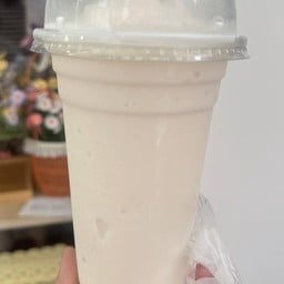 เฮียเล็กน้ำมะพร้าวปั่นนมสด