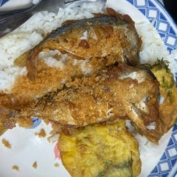 หมูทอง หมูทอด สุภาพงษ์