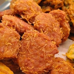 หมูก้อนทอด 1ชิ้น