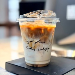 Iced Latte ลาเต้เย็น