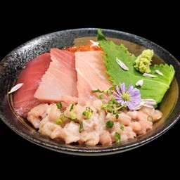 Ss17 ข้าวหน้าปลาทูน่า Maguro Donburi