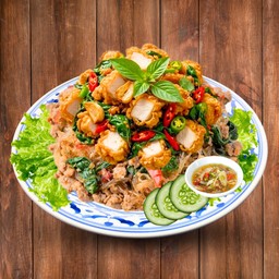 วุ้นเส้นกะเพราไก่กรอบ