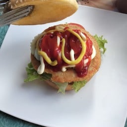 Cargo Burger ( Halal)