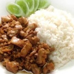 ข้าวไก่ทอดกระเทียม