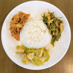 ข้าวราดแกง 3 อย่าง