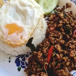 ช้อนกับส้อม ช้อนกับส้อม