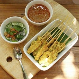 หมูสะเต๊ะ นายใหญ่