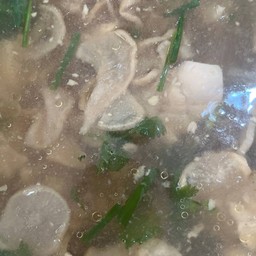 ต้มไก่ไชโป้