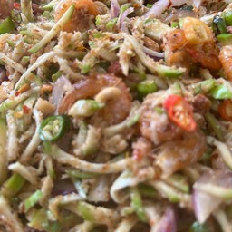 ยำมะม่วงกุ้งหวาน