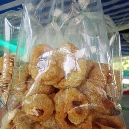 เมืองทองก๋วยเตี๋ยวเนื้อวัว เจ้าเก่า