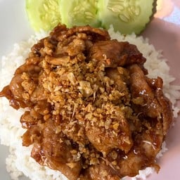 ร้านจานเดียว เอื้ออาทรซอย18