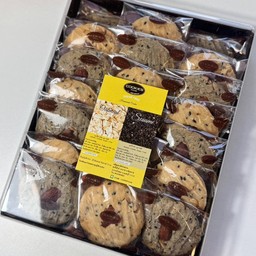Cookie House คุกกี้โอ๊ต + งาดำ (กล่องใหญ่)