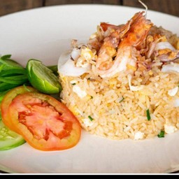 ข้าวผัดทะเล