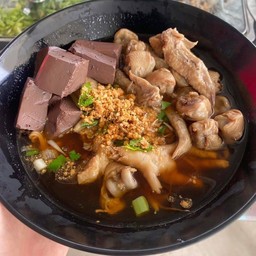 ก๋วยเตี๊ยวไก่มะระ บุฟเฟต์