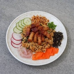 ข้าวผัดกะเพราโชยุ เบค่อน