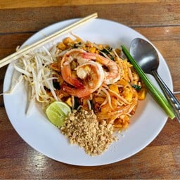 ผัดไทกุ้งสด เจ๊เค็ง