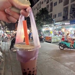 ฟ่างแอนด์เฟย์ชานมไข่มุก